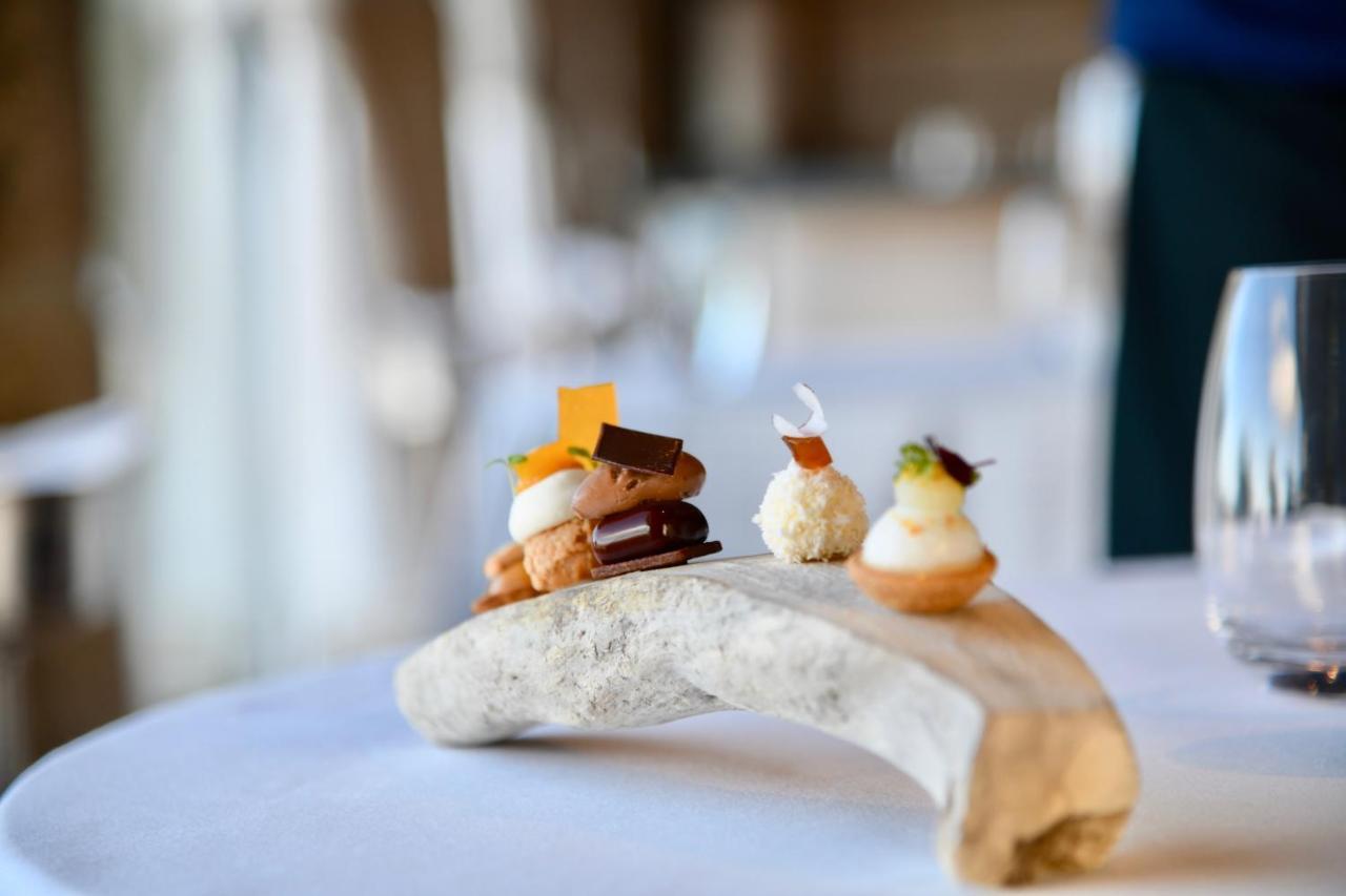 Relais & Chateaux Le Brittany & Spa Роскоф Экстерьер фото