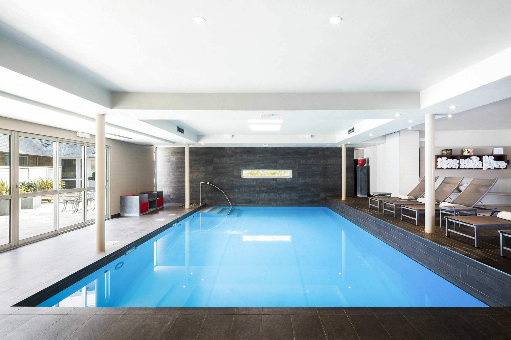 Relais & Chateaux Le Brittany & Spa Роскоф Экстерьер фото